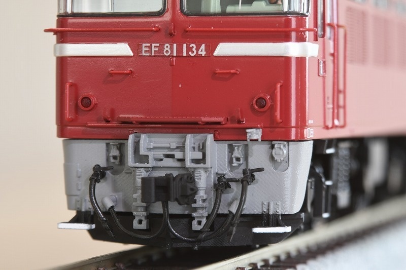 T社 HO EF81双頭スカート