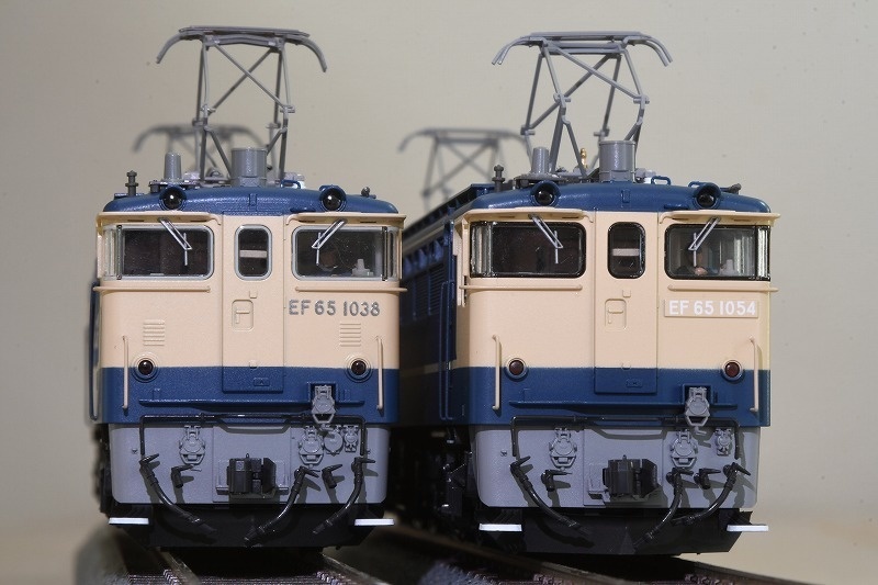 K社 HO EF65 貫通扉ハシゴ(2両分)