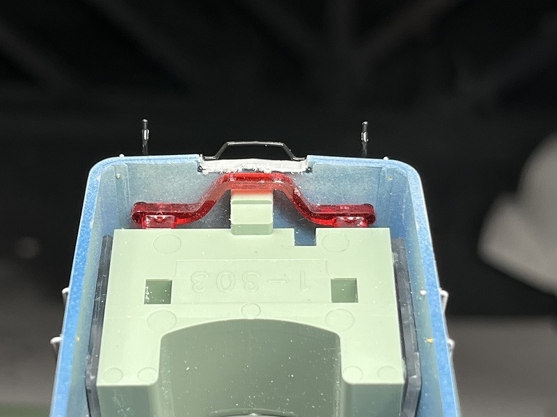 K社 HO EF65向けF型スカート(復心装置カバー無し)1両分