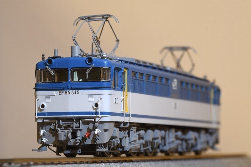 K社 HO EF65向けF型スカート(復心装置カバー無し)1両分