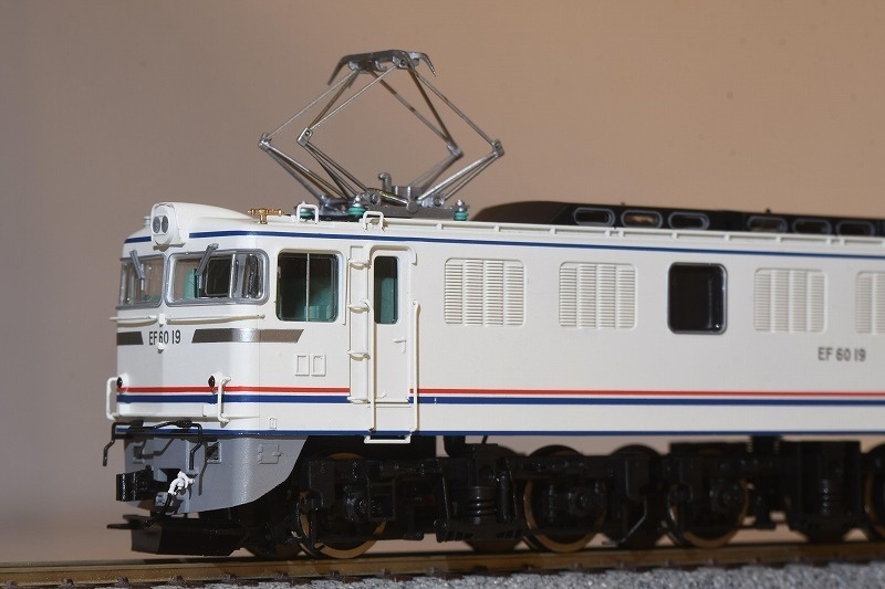 トラム社 HO EF60 やすらぎ色向けスカート(1両分)