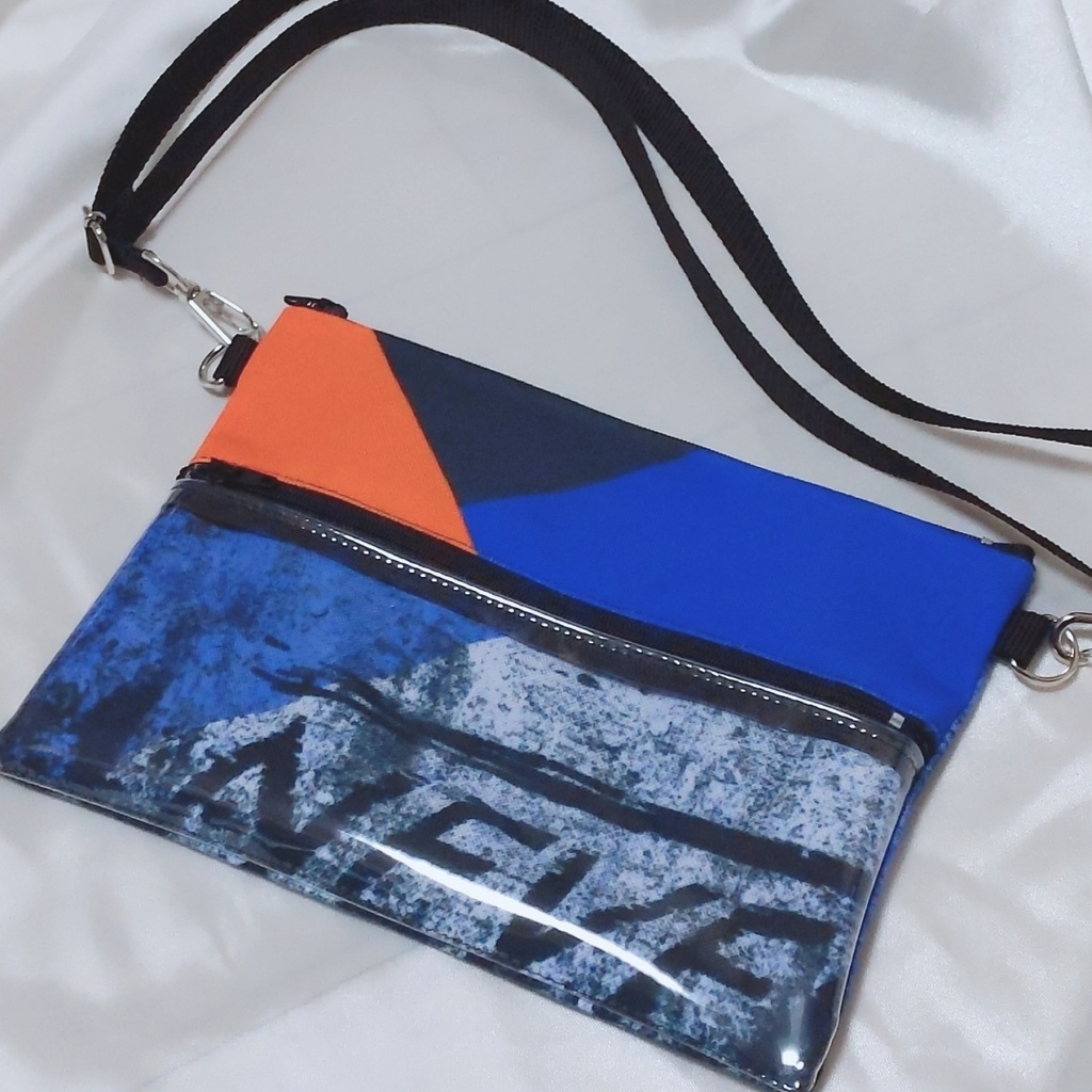 イメージサコッシュ