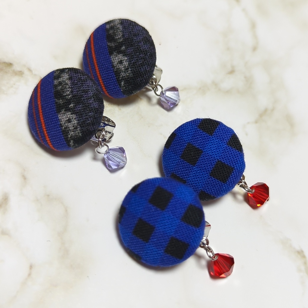 くるみボタンイヤリング