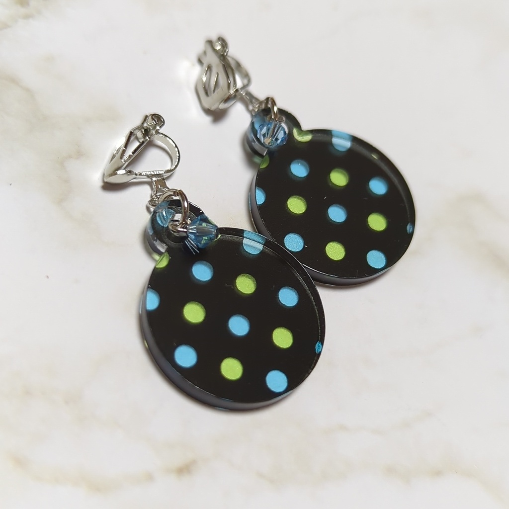 アクリルクリアイヤリング