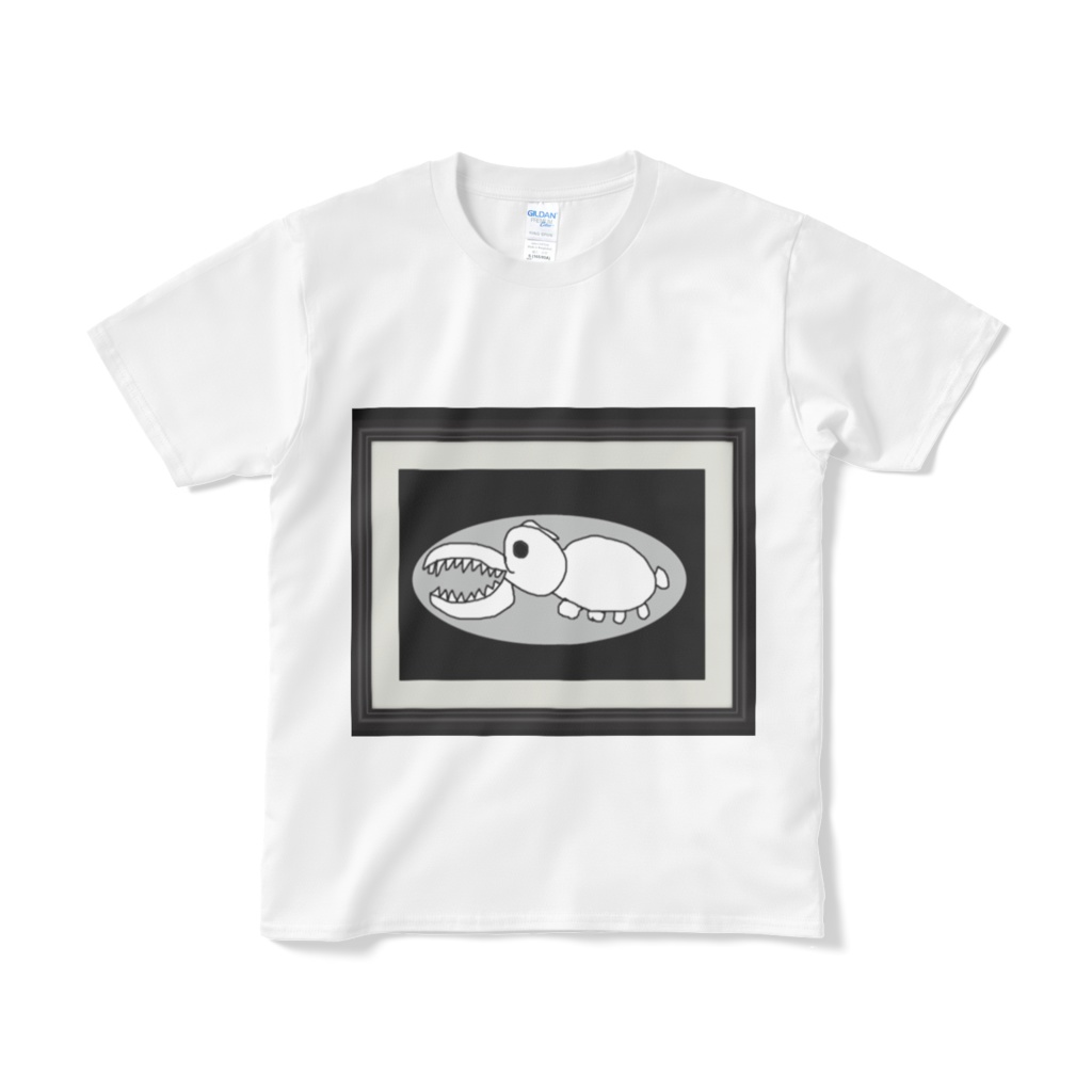 額縁の中のかばTシャツ