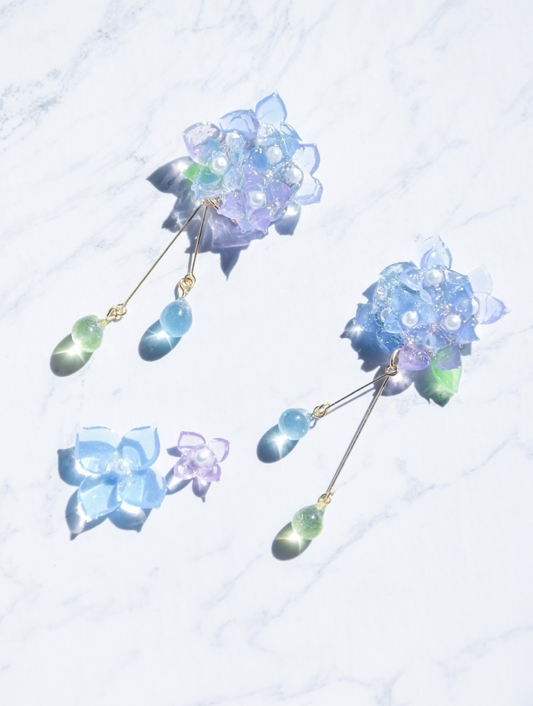 カエルのエチュード（紫陽花）ピアス/イヤリング
