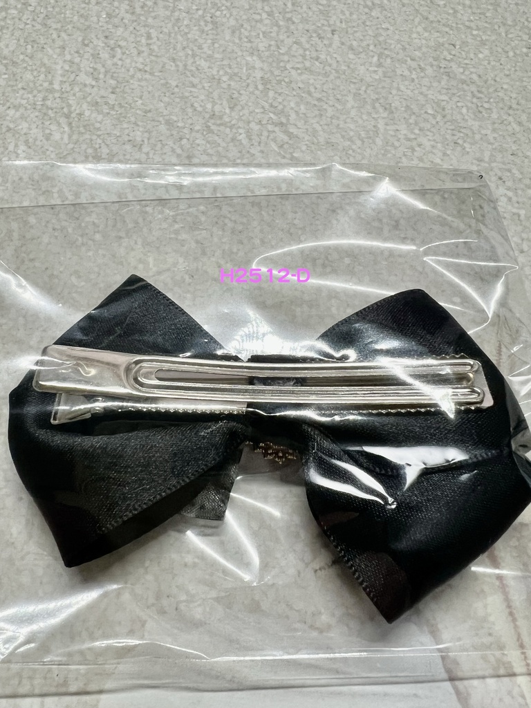 【2025年12月新作】ユキヒョウ柄ヘアアクセサリー<クリップ>