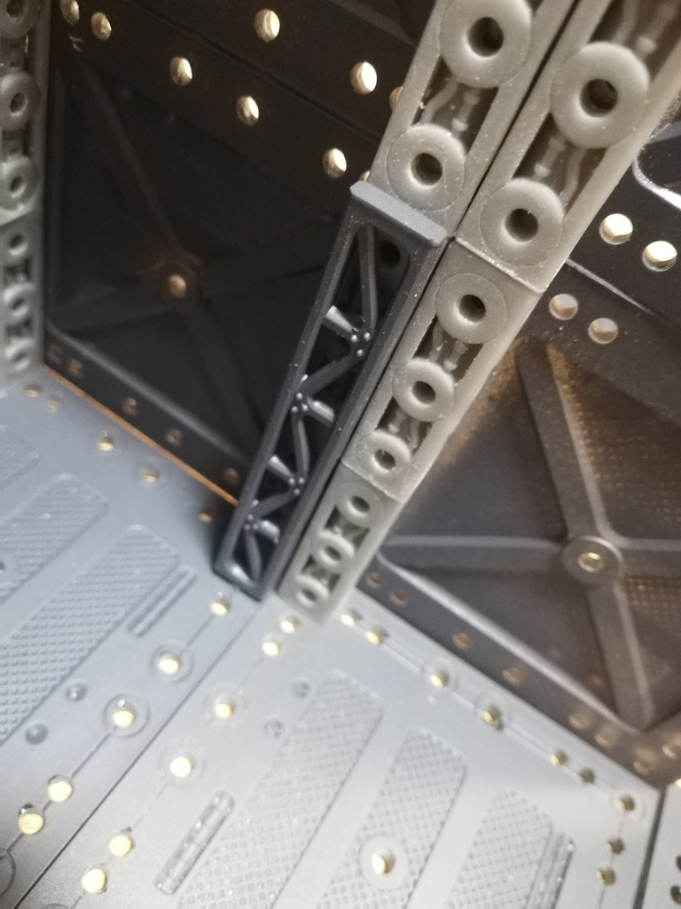 ストラクチャーベース:トラス柱