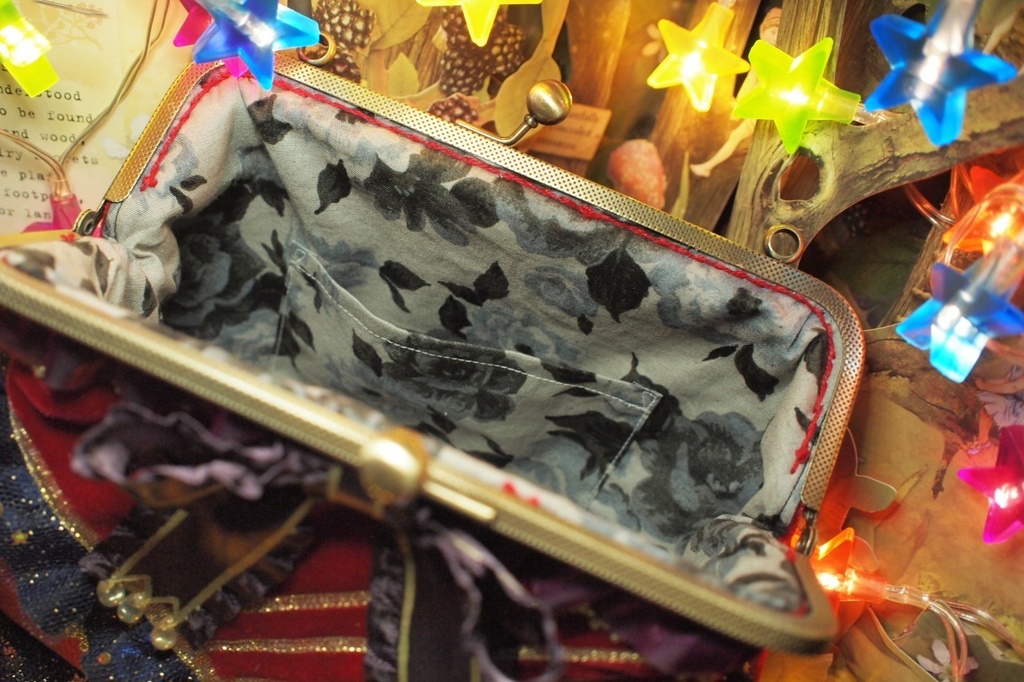 オトカ衣装モチーフがま口ポシェット