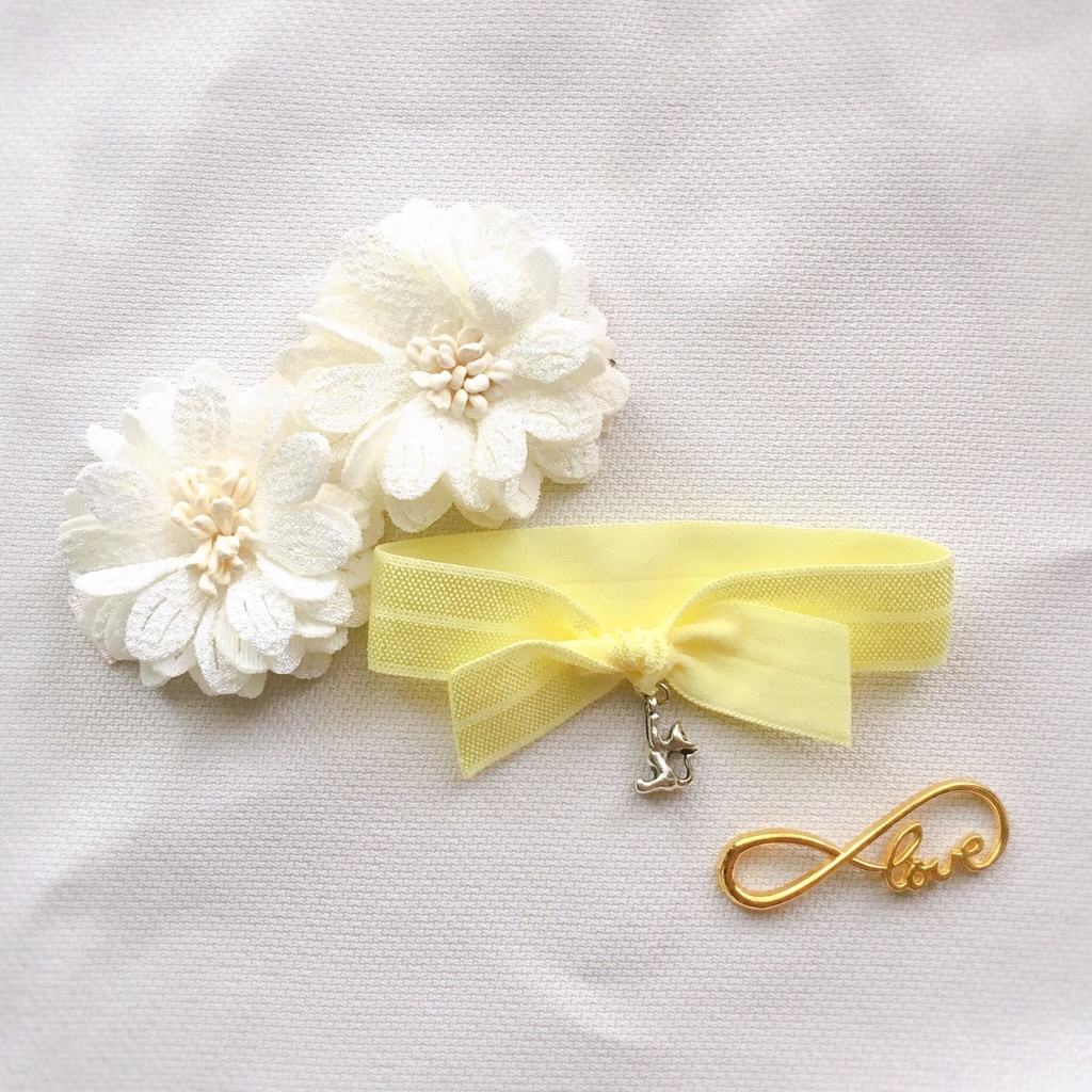 チャーム付きヘアタイ