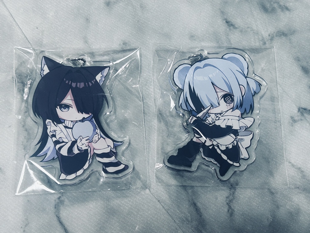 あくりるきーほるだー ねこ くま