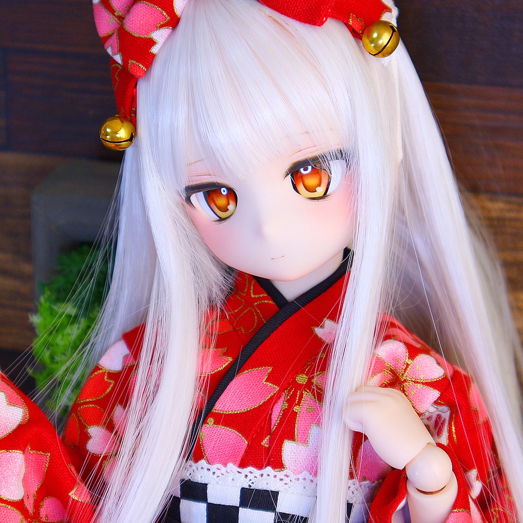 DDH-29 カスタムヘッド セミホワイト肌+ディーラー様製アイ付