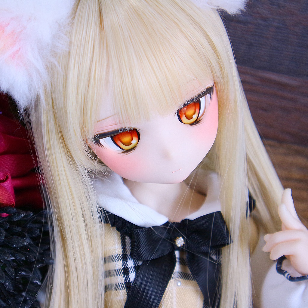 DDH-29 カスタムヘッド セミホワイト肌+ディーラー様製アイ付