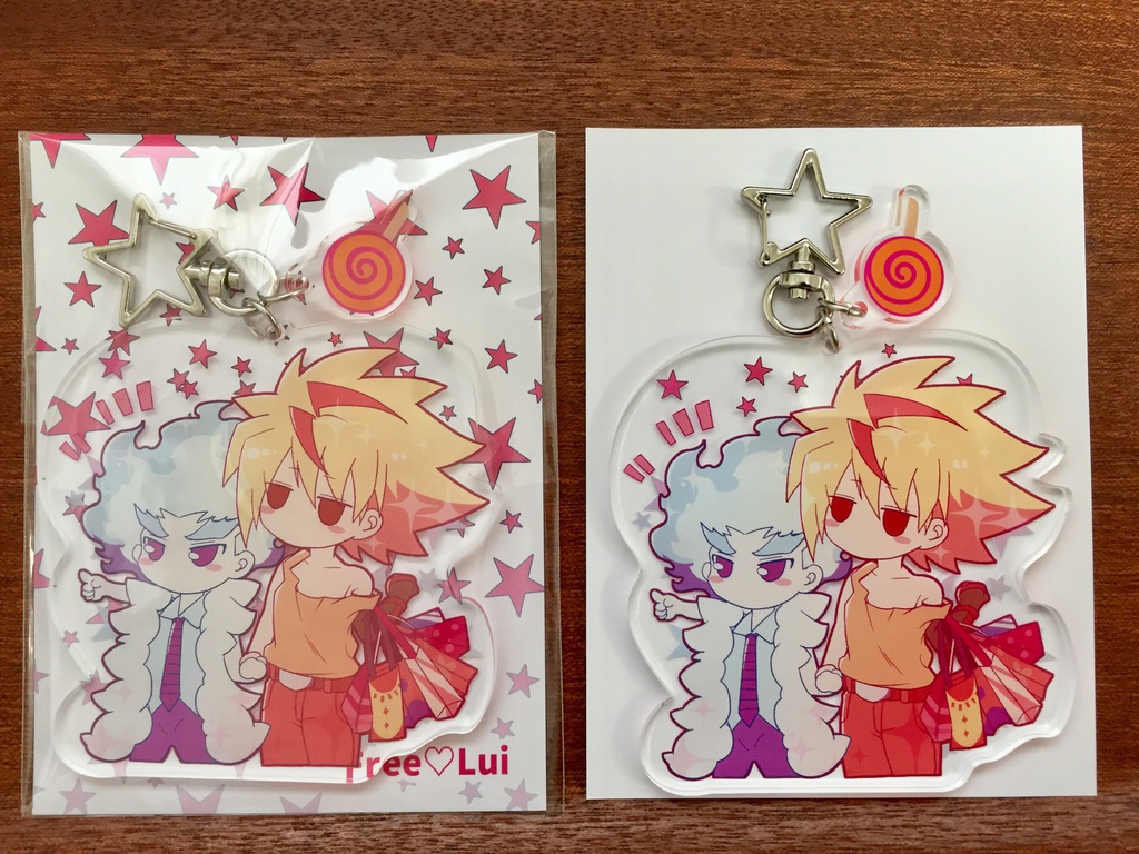 フリルイおでかけアクキー