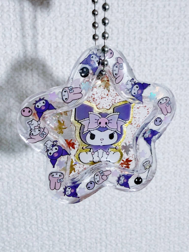 ハンドメイド クロミ&マイメロディ 星型レジンチャーム 二重デザイン