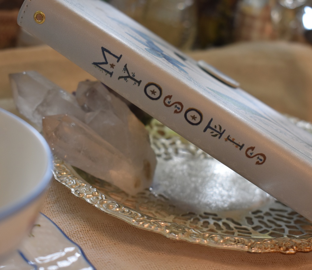 勿忘草の手帳型スマホケース