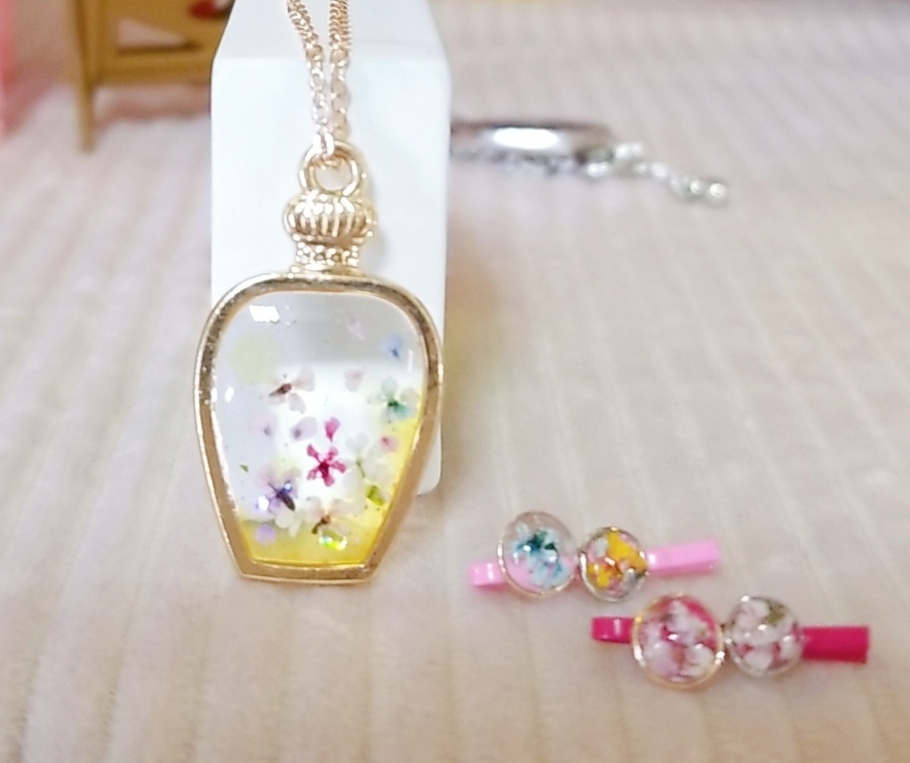 ぬいちゃん用ヘアピン(春花)