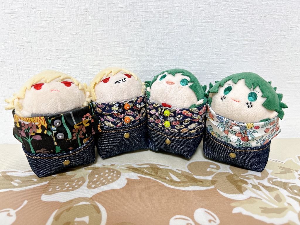 俵形ぬいのシャツとズボン