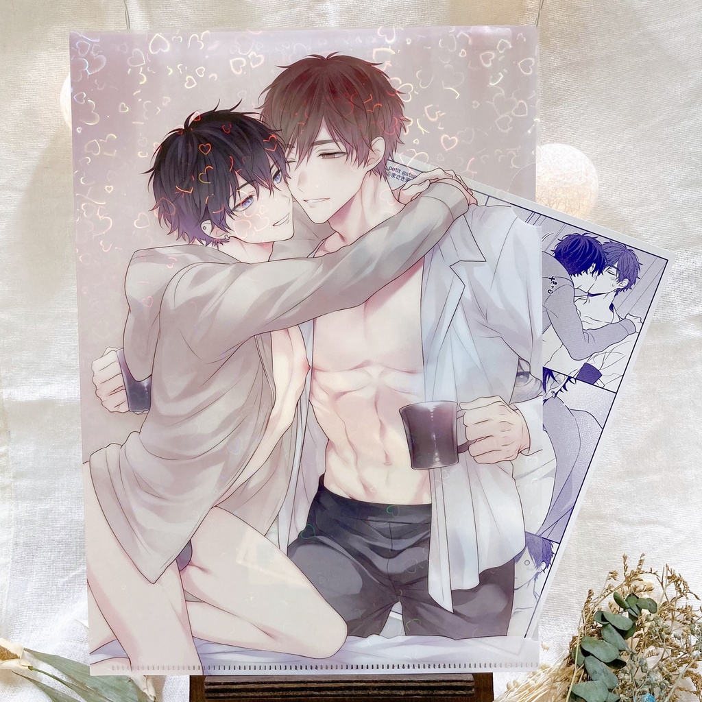 ハートホロクリアファイル(描き下ろし漫画ペーパー付き)【petit gateau展2023】