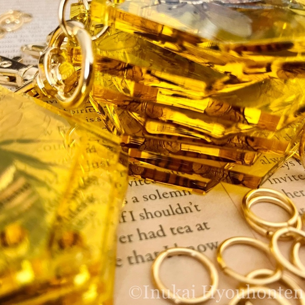 蜜蜂のハニカムアクキー