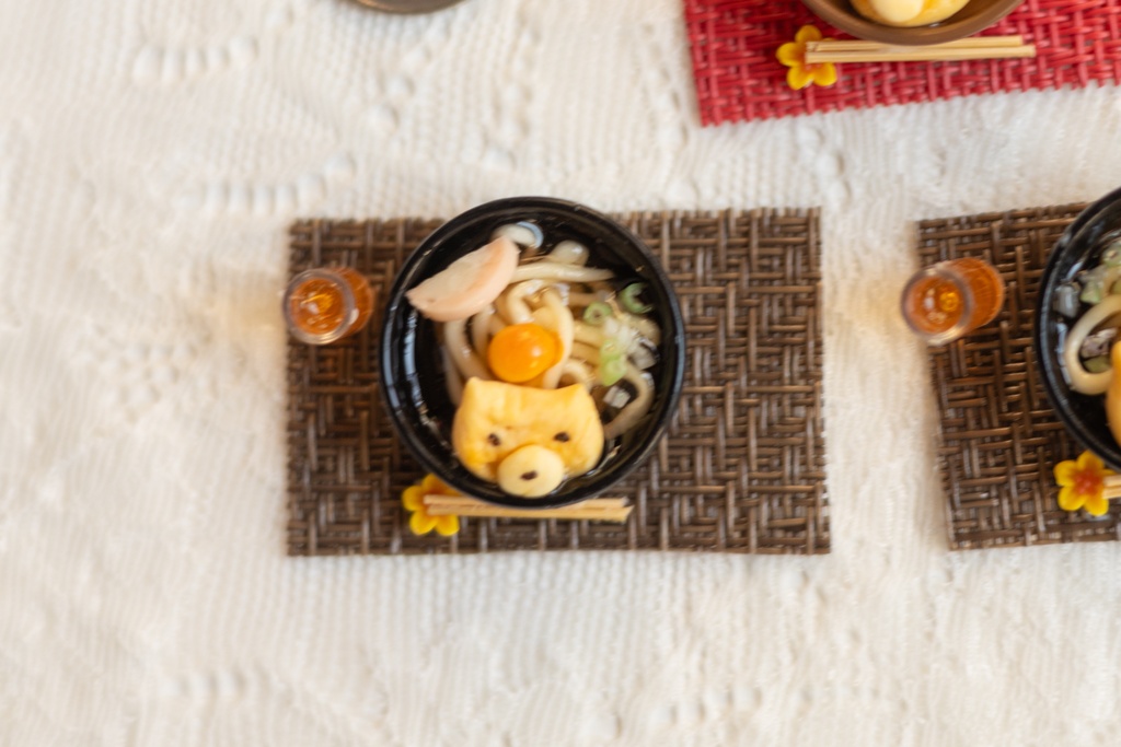 くまのおあげのうどん(茶色マット)【ミニチュア】
