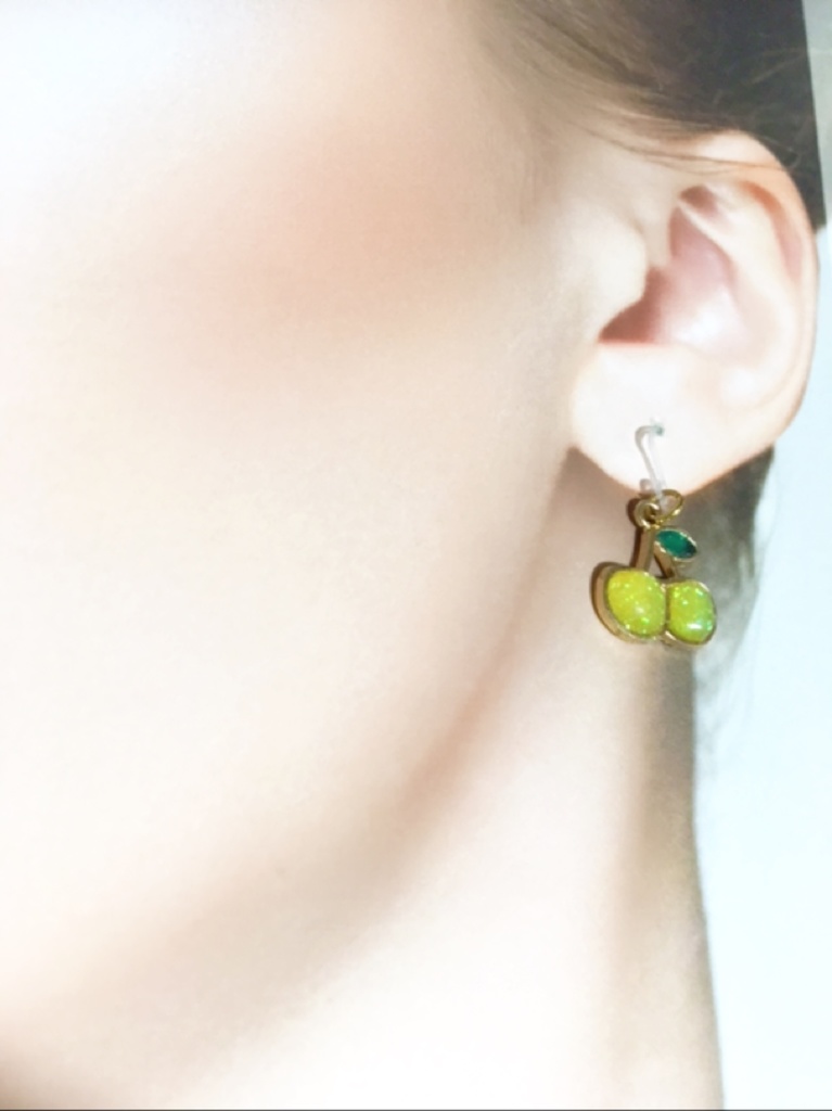 サクランボピアス