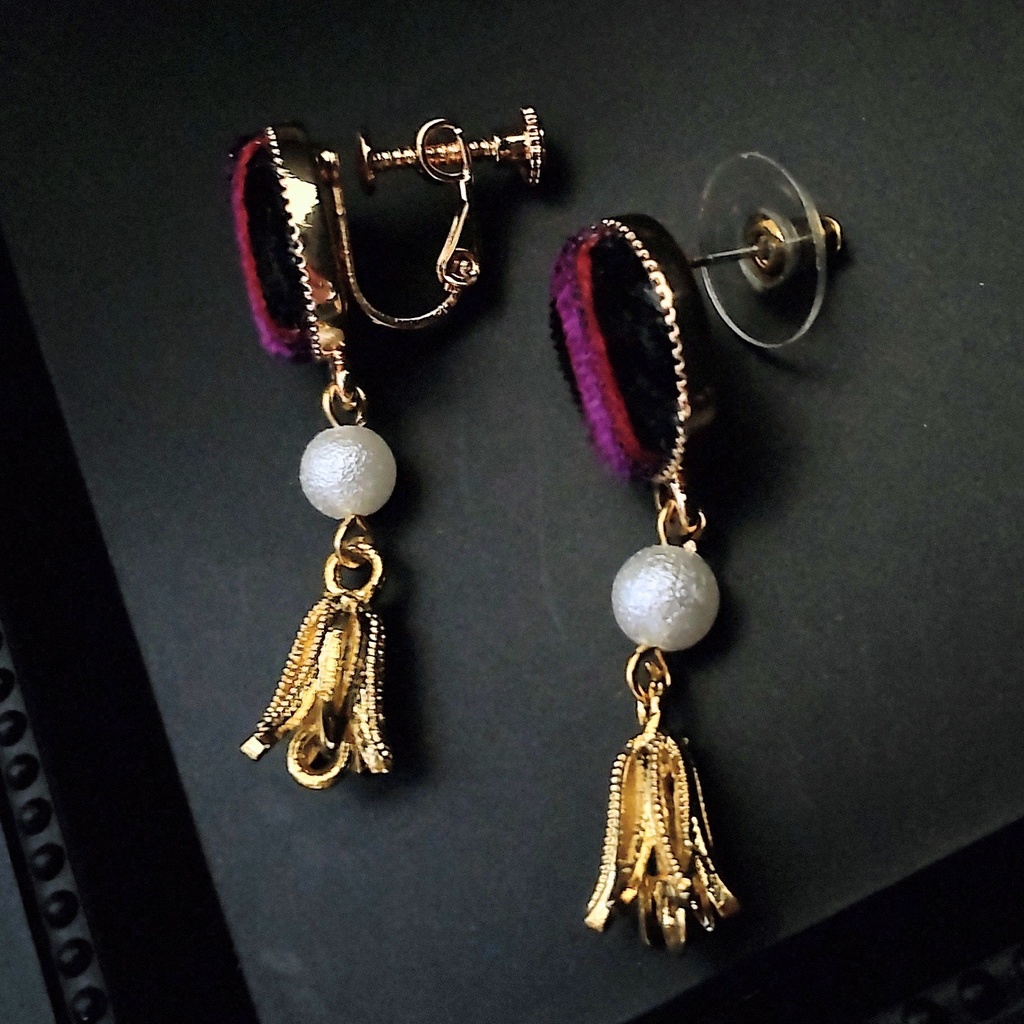 ツイステッドワンダーランド ロロ・フランム イメージベロアイヤリング・ピアス