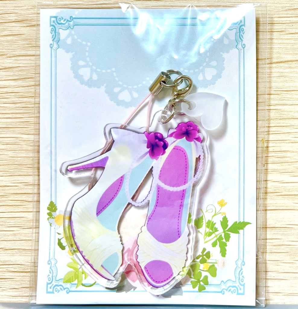 ジャンヌ•アンジェイメージパンプスアクキー
