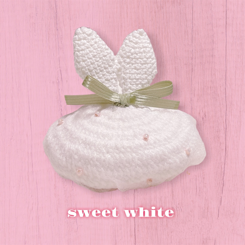 イチゴのバニーベレー帽