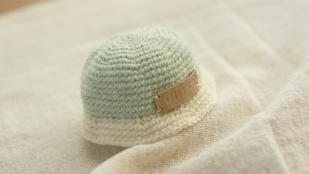 macaron bucket hat