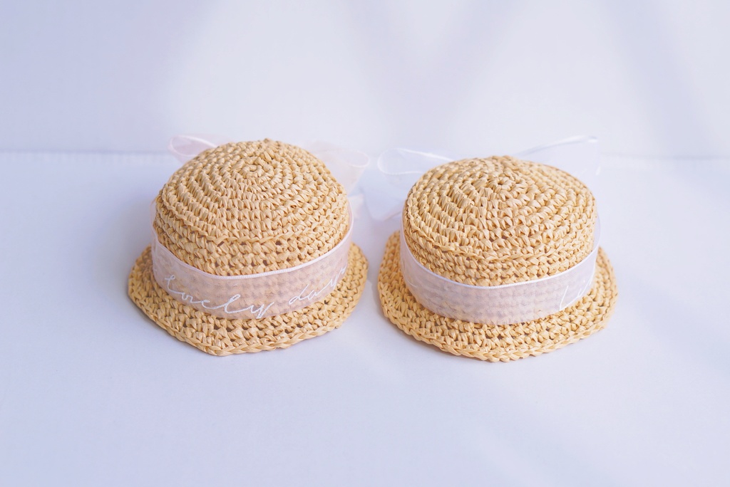 See-through ribbon straw hat