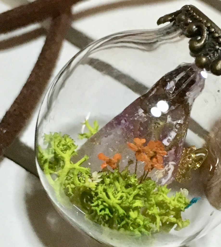 夢小瓶のペンダント