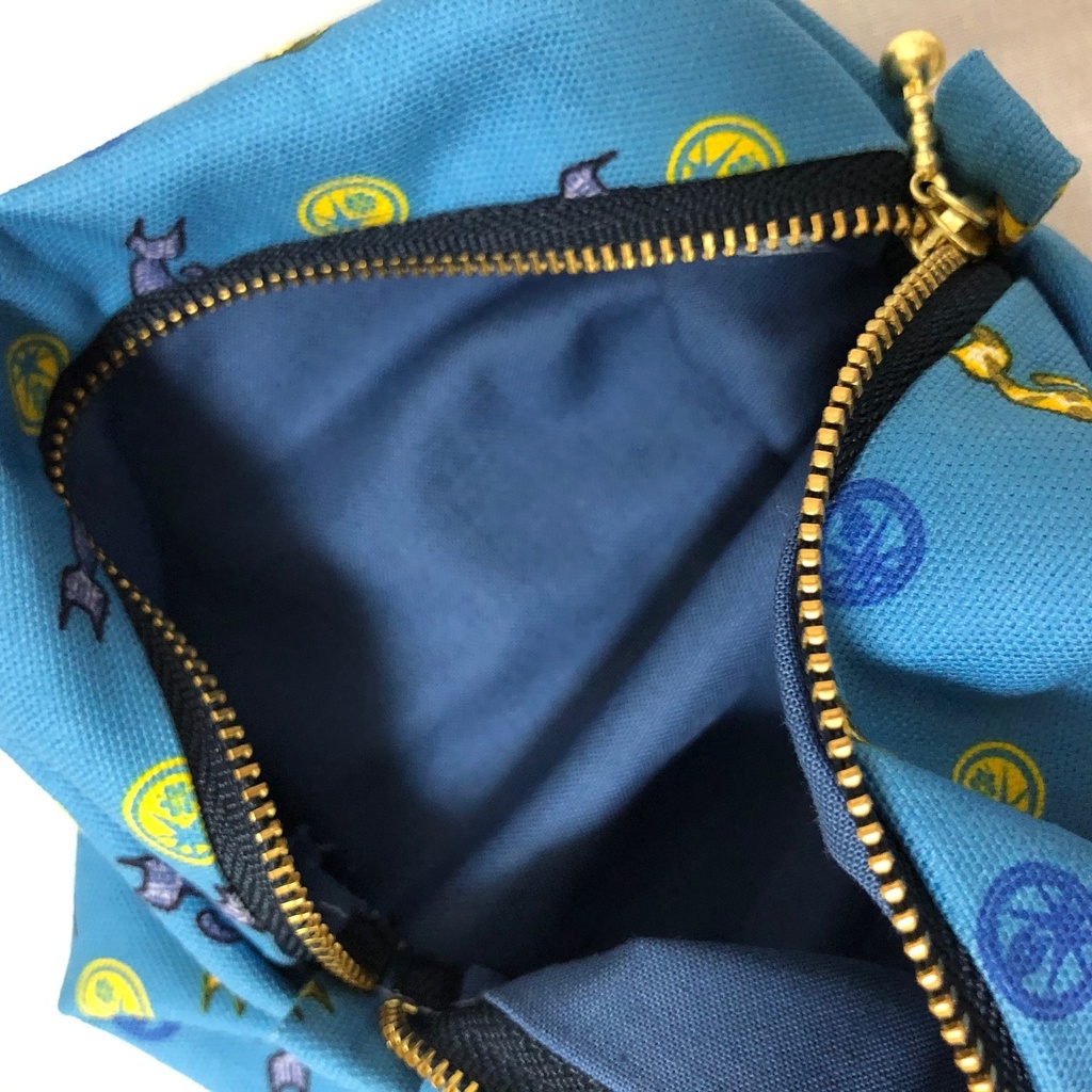 三池ネコ キャラメルポーチ