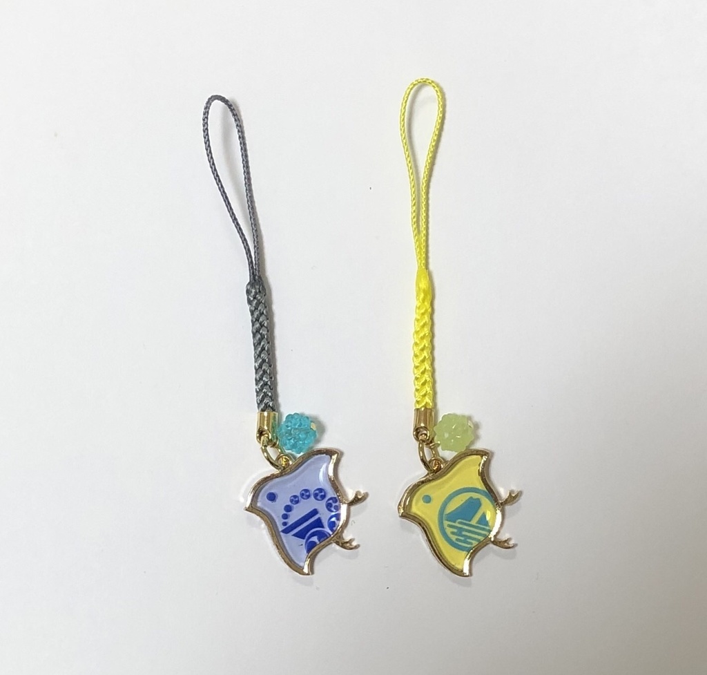 とうらぶちどり根付①