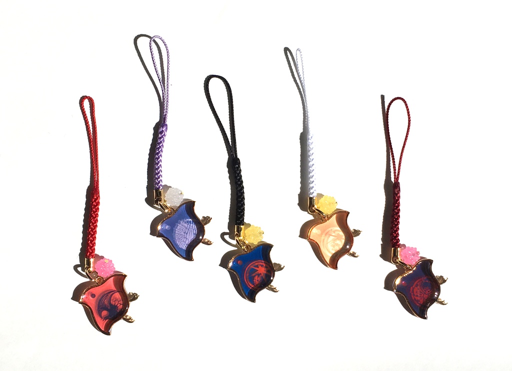 とうらぶちどり根付①