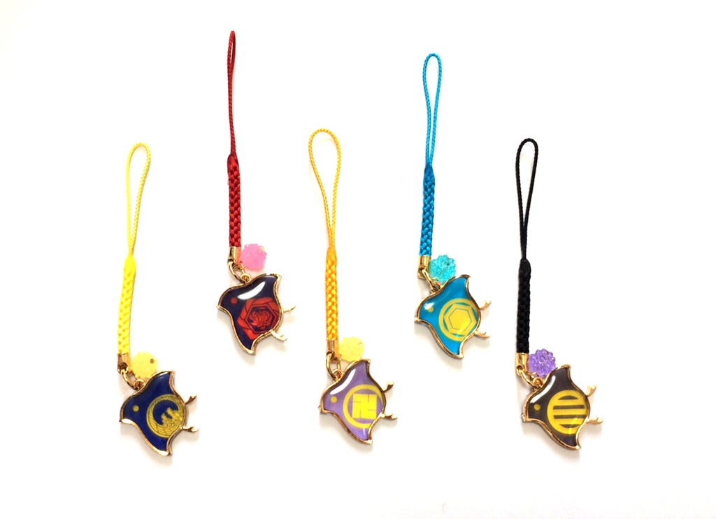 とうらぶちどり根付②