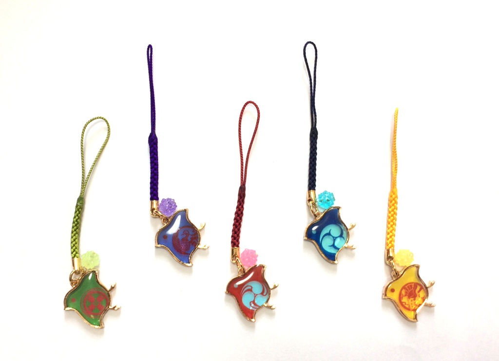 とうらぶちどり根付②