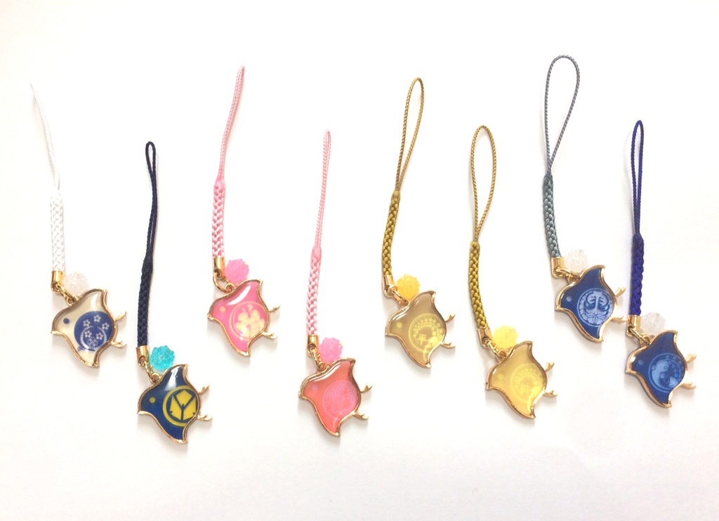 とうらぶちどり根付②