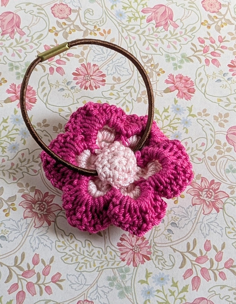 お花のヘアゴム(同色2個セット)