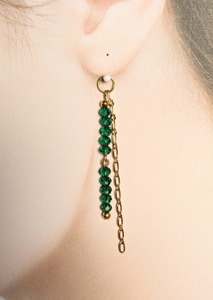 チェーンとビーズのピアス