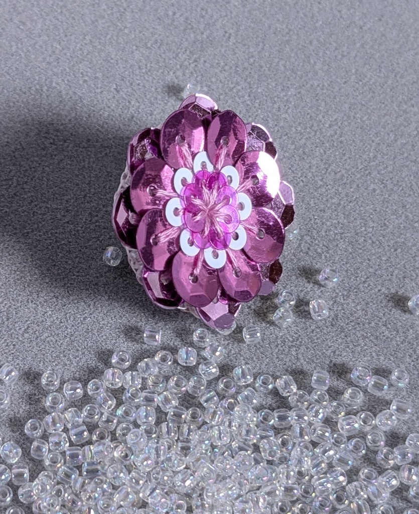 シュワシュワきらめく魔法のピンクソーダ/ピンバッジ