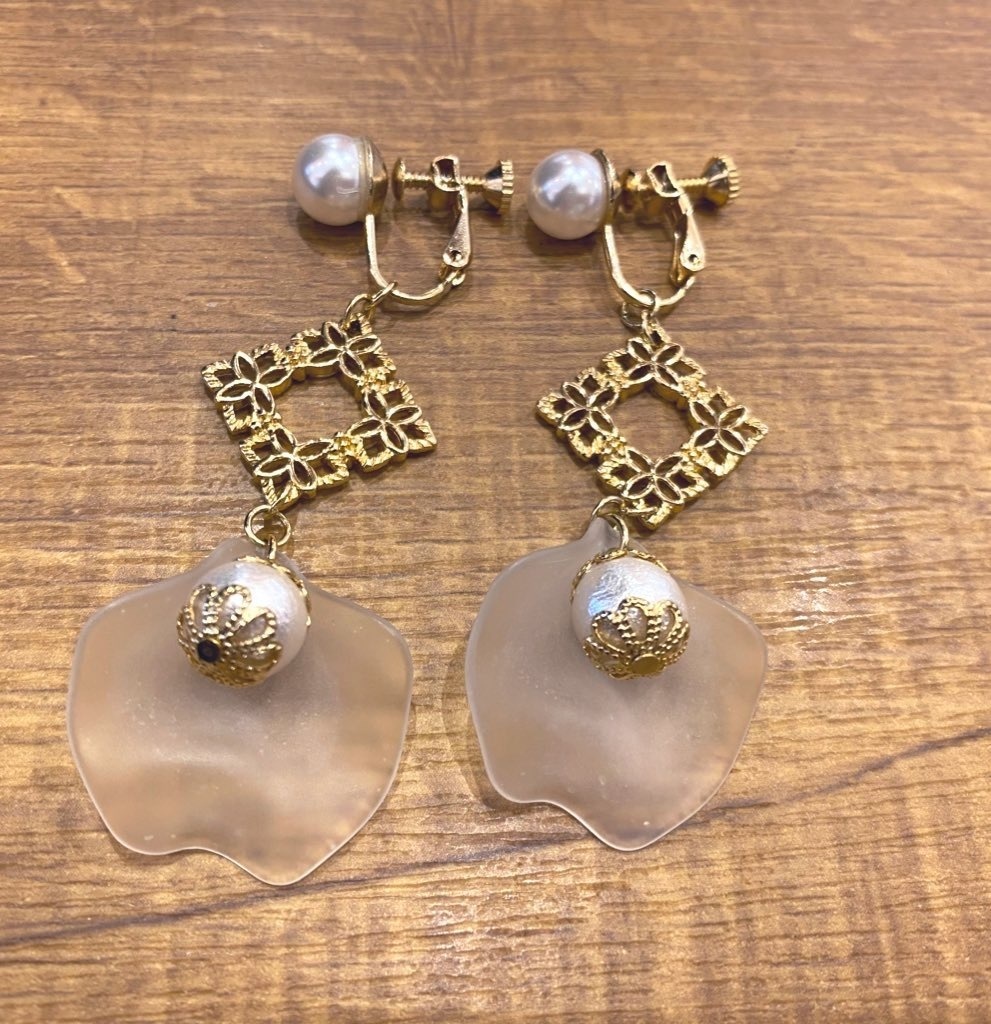 今宵こそ　イメージアクセサリー（イヤリング）