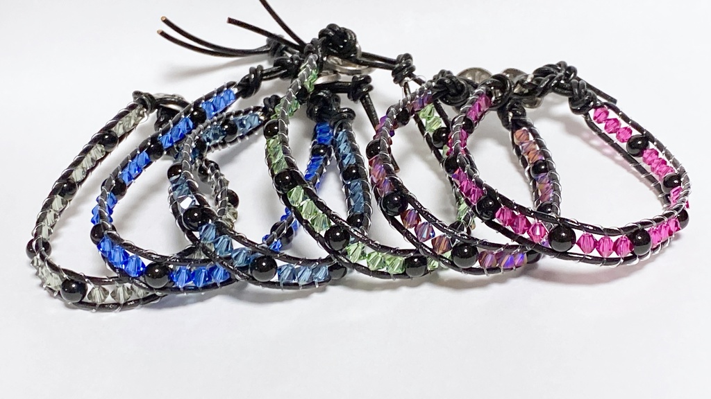 ハンドメイドブレス(1色3粒並び)