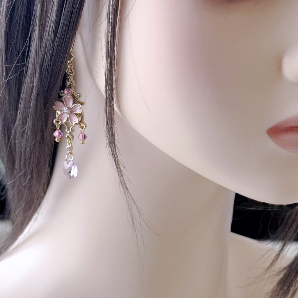 桜乙女★月と桜のクリスタルガラスピアス/イヤリング(ピンク)