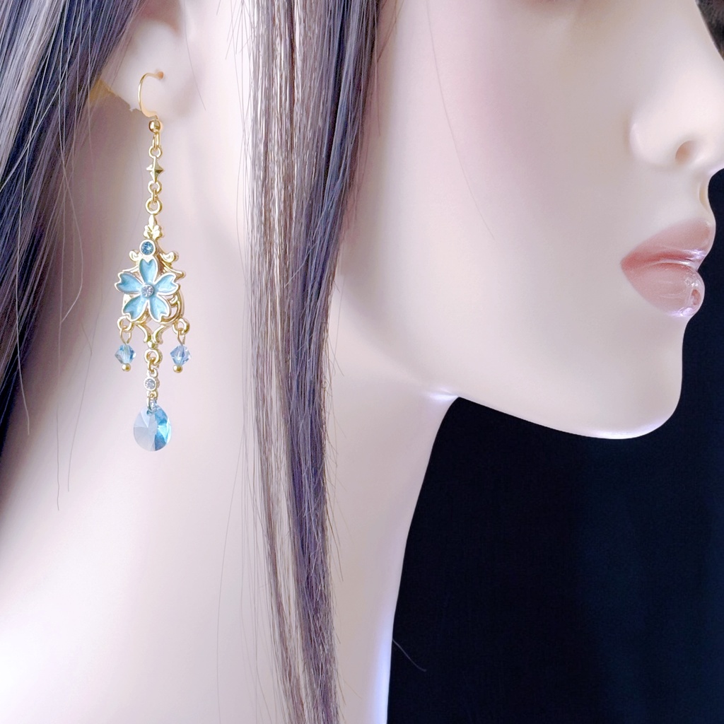 桜乙女★月と桜のクリスタルガラスピアス/イヤリング(ブルー)