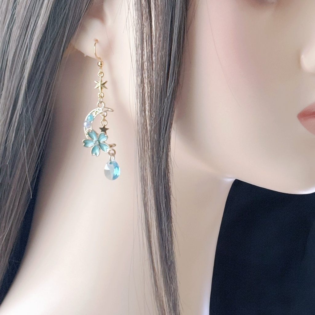 桜乙女★月と桜のクリスタルガラスピアス/イヤリング(ブルー)