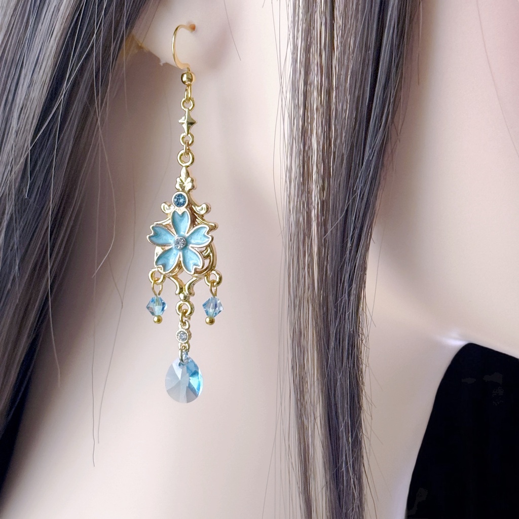 桜乙女★月と桜のクリスタルガラスピアス/イヤリング(ブルー)