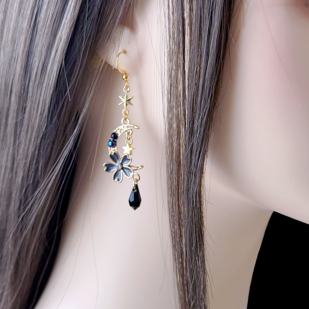 桜乙女★月と桜のクリスタルガラスピアス/イヤリング(ブラック)