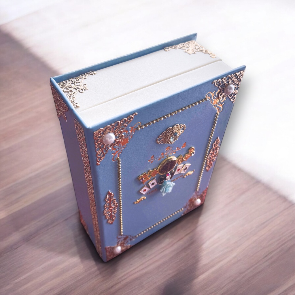 Alice dream☆ブック型アクセサリーケース