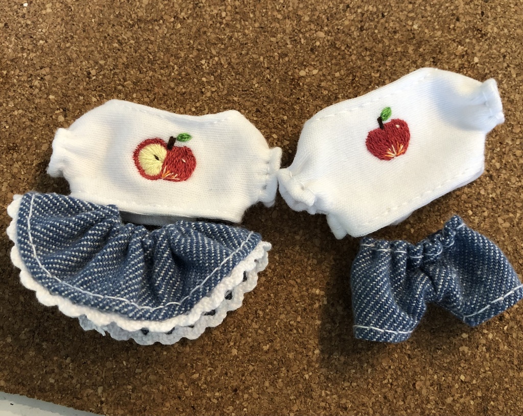 りんごの刺繍ぬい服セット